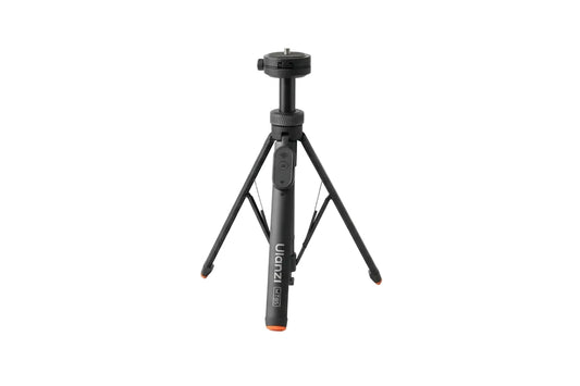 3-in-1 Smartphone-Stativ mit MagSafe für Vlogs, Livestreams und Reisen. Magnetische Halterung, bis 1,5 m ausziehbar, automatische Ausrichtung und nutzbar als Stativ oder Selfie-Stick – ideal für Creator unterwegs