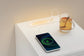 Moderner Nachttisch mit LED-Beleuchtung, USB-A- und USB-C-Anschlüssen für bequemes Laden von Smartphone und Tablet. Platzsparender Beistelltisch mit Schublade und offenem Fach – ideal für Schlafzimmer, Wohnzimmer oder kleine Räume.