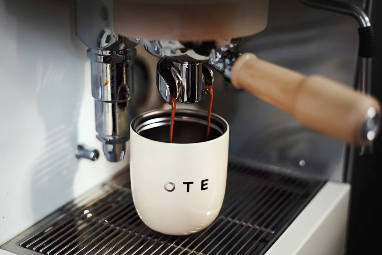 Auslaufsicherer Kaffeebecher für Arbeit, Büro und Reisen | Smarter Home Office