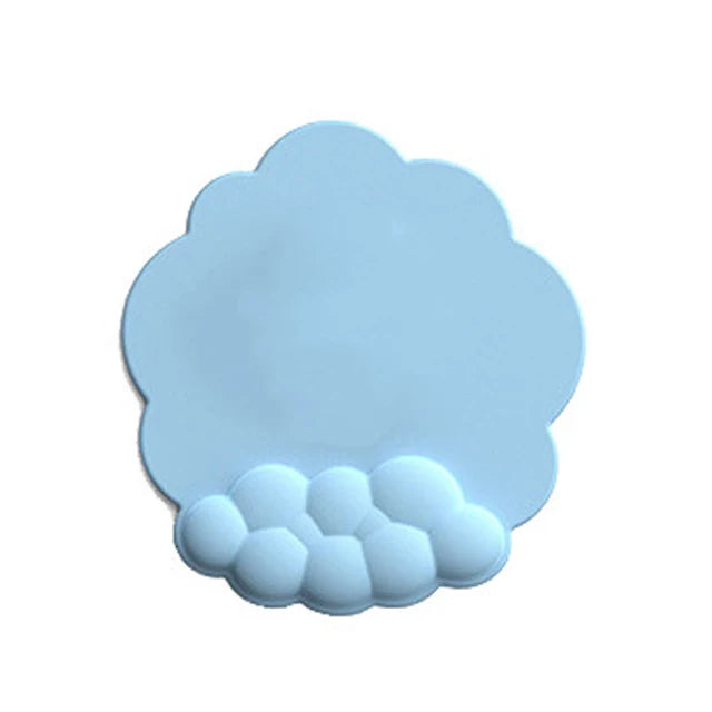 Ergonomisches Mauspad mit Handgelenkauflage – mehr Komfort im Home Office
Dieses hochwertige Mauspad mit integrierter Handgelenkauflage aus Memory Foam passt sich optimal an und entlastet dein Handgelenk bei langen Arbeitszeiten. Die rutschfeste Unterseite sorgt für Stabilität, während die wasserabweisende Oberfläche leicht zu reinigen ist. Perfekt für produktives Arbeiten im Home Office, Büro oder beim Gaming.Ergonomisches Mauspad mit Handgelenkauflage – mehr Komfort im Home Office
Dieses hochwertige Mausp