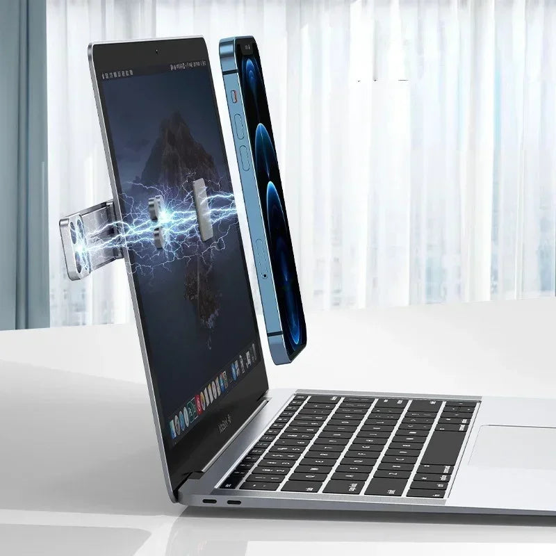 Magnetischer Laptop-Phone-Halter aus Aluminium zur seitlichen Befestigung von Smartphone oder Tablet am Laptop oder Monitor. Ideal für Multitasking, Video-Calls und produktives Arbeiten im Büro oder Homeoffice – kompakt, stabil und leicht transportierbar.