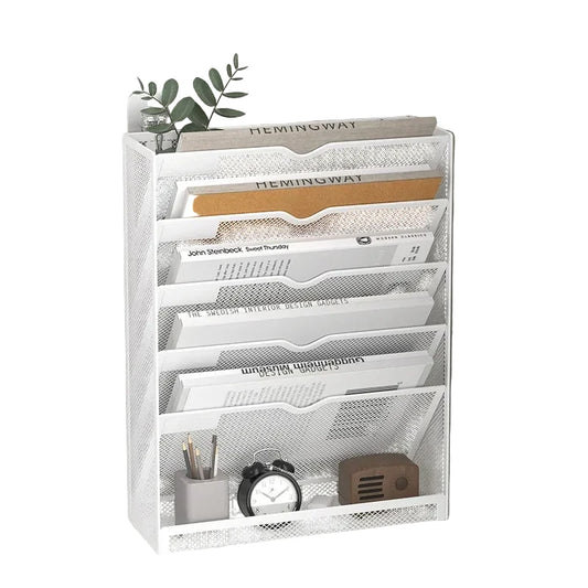 5-Tier Dokumentenorganizer aus stabilem Metall-Mesh für Büro und Homeoffice. Platzsparende Briefablage mit vertikalem Design für strukturierte Aufbewahrung von Dokumenten, Ordnern und Unterlagen – freistehend oder zur Wandmontage geeignet.