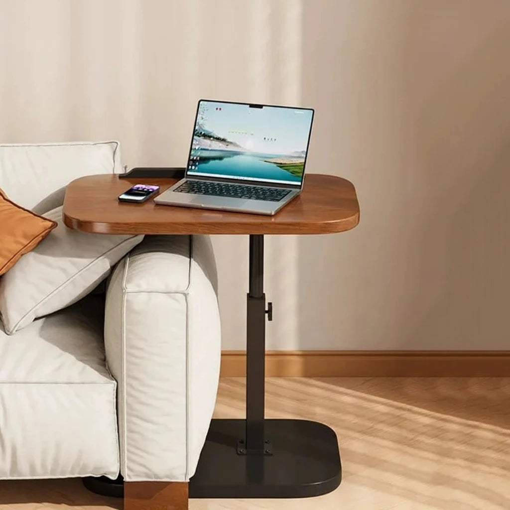 Vielseitige, faltbare Workstation für komfortables Arbeiten, Lernen oder Entspannen zu Hause. Ideal als Laptoptisch, Beistelltisch oder mobile Arbeitsstation im Bett, auf dem Sofa oder in kleinen Räumen. Die stabile Konstruktion, höhenverstellbare Nutzung und das platzsparende Design machen sie zur praktischen Lösung für Homeoffice und Alltag.