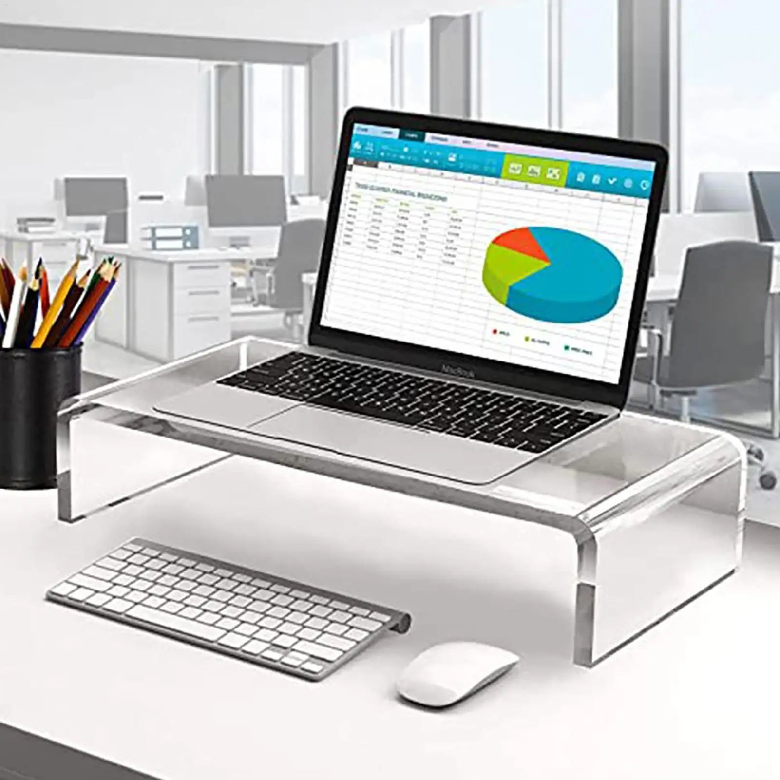Moderner Monitorständer aus transparentem Acryl für eine ergonomische Bildschirmhöhe und einen aufgeräumten Arbeitsplatz im Homeoffice oder Büro. Das stabile, belastbare Material trägt sicher Monitor oder Laptop, während der erhöhte Stand eine bessere Haltung unterstützt und zusätzlichen Stauraum unter dem Ständer für Zubehör schafft. Pflegeleicht, rutschfest und mit minimalistischem Design für jedes Setup.
