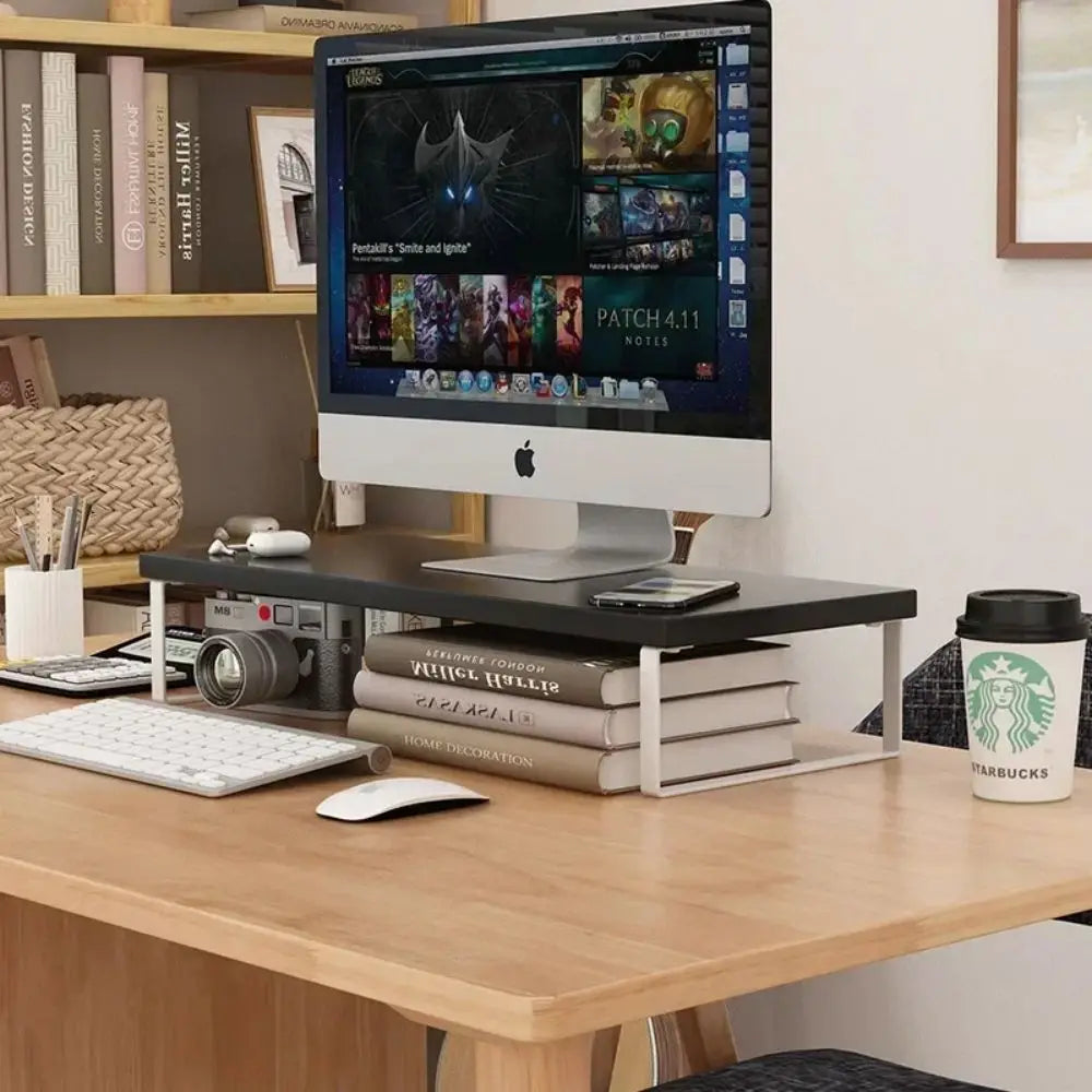 Ergonomische Monitorbasis mit Stauraum für Büro und Homeoffice. Hebt den Bildschirm auf Augenhöhe, schafft Platz für Tastatur und Zubehör, stabil und platzsparend. Einfach zu montieren und sofort einsatzbereit.