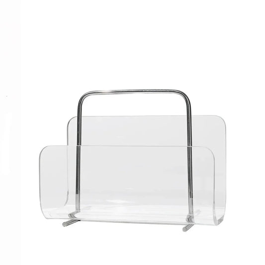 Eleganter Bücher- und Magazinhalter aus Metall und Acryl für eine stilvolle und ordentliche Aufbewahrung von Büchern, Zeitschriften und Dokumenten. Das minimalistische Design passt perfekt ins Homeoffice oder Wohnzimmer und sorgt für mehr Übersicht auf dem Schreibtisch. Robust, langlebig und dekorativ – ideal für moderne Arbeits- und Wohnbereiche.