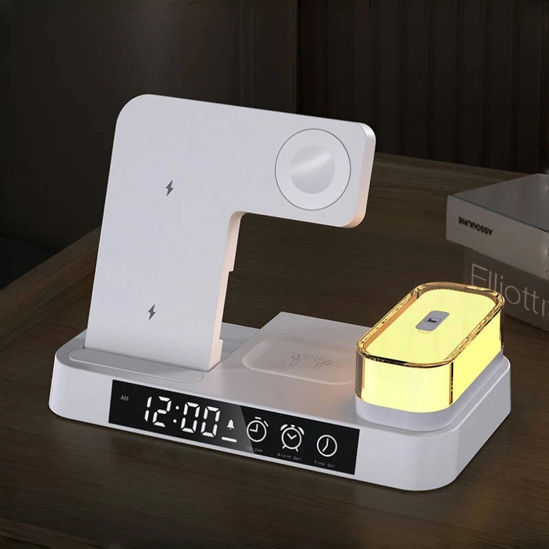 5-in-1 kabellose Ladestation für Samsung Galaxy Watch, Galaxy Smartphones, Galaxy Buds und iPhone 15/16. Mit digitalem Wecker, 5-Farben-Nachtlicht, tragbarem, faltbarem Design und einfachem kabellosen Laden – perfekt für Zuhause, Büro oder unterwegs.