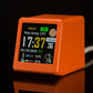 Smart-Wetterstation & Tischuhr mit WLAN – zeigt Wetter, Uhrzeit und animierte GIFs. Kompakt, stylisch und ideal für Home, Büro oder Schlafzimmer.