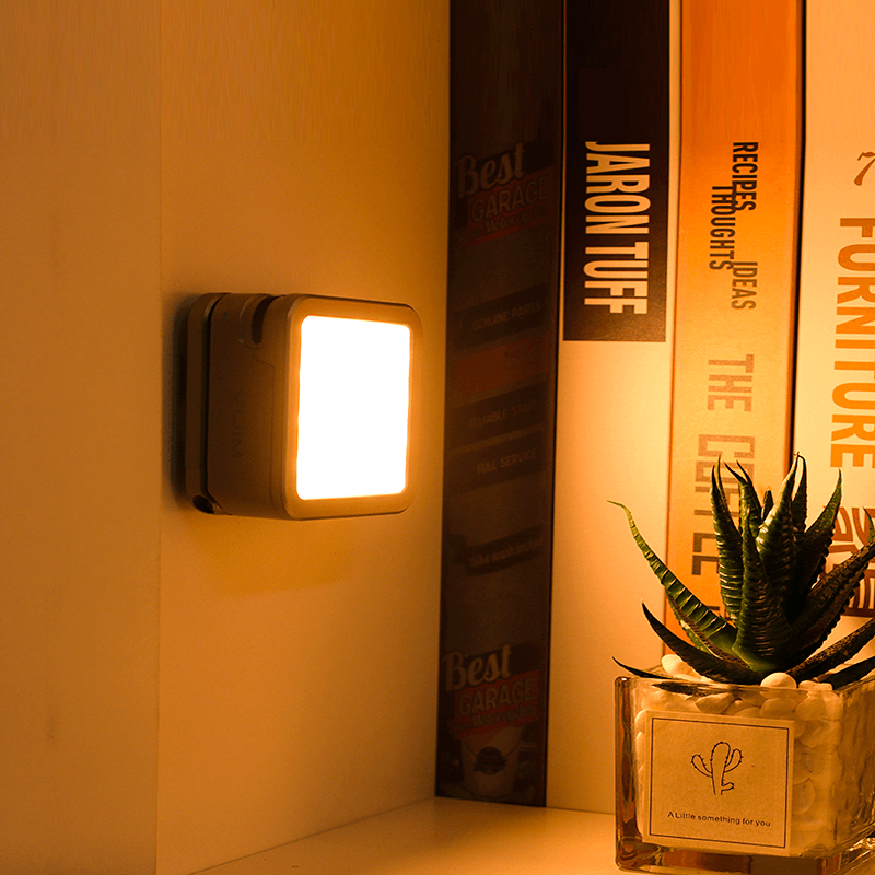 Mini LED Cube - Videolicht für Meetings oder Kamera, akkubetrieben, flexibel einsetzbar - Smarter Home Office - Home Office Zubehör und Ausstattung für Remote Arbeiter